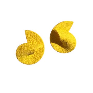 Curve Earrings