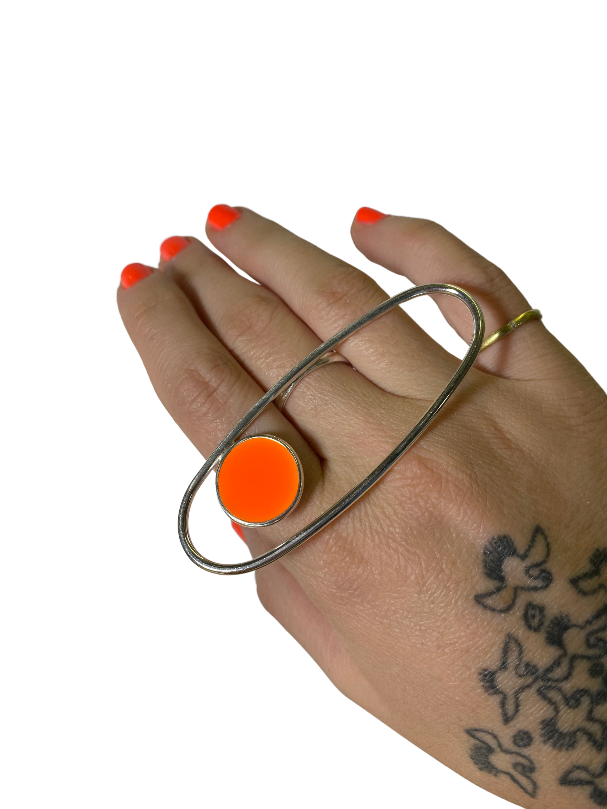 Big Open Oval Ring