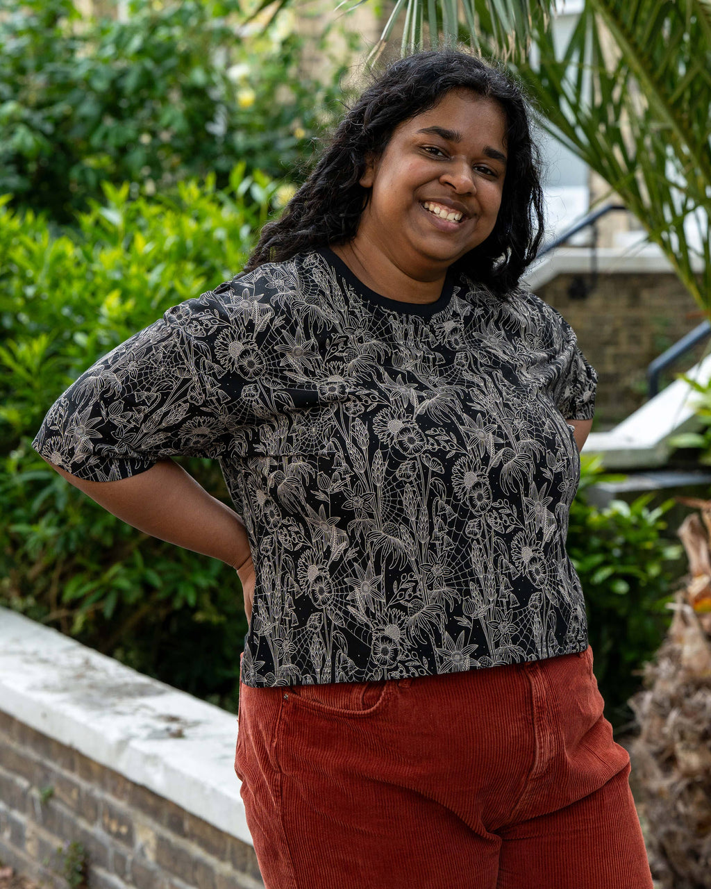 Black Floral Cobweb Cropped Boxy Tee