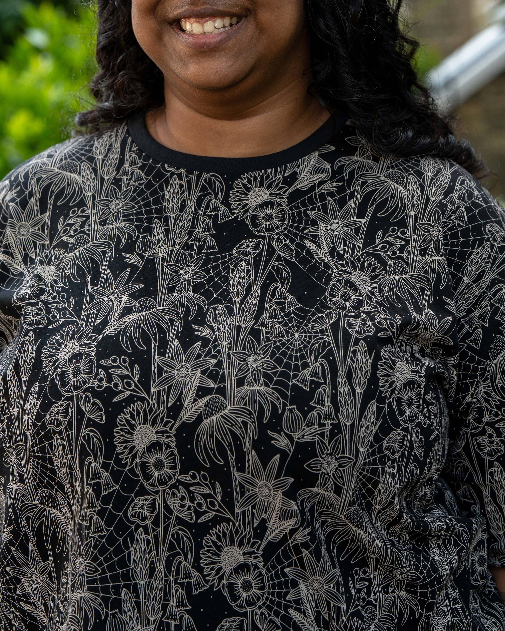 Black Floral Cobweb Cropped Boxy Tee