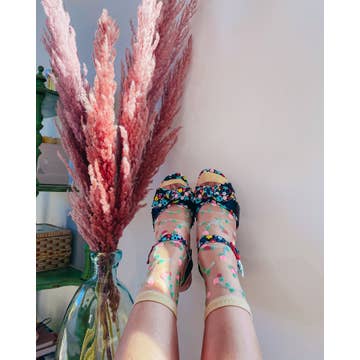 Sheer Rosettes Crew Sock