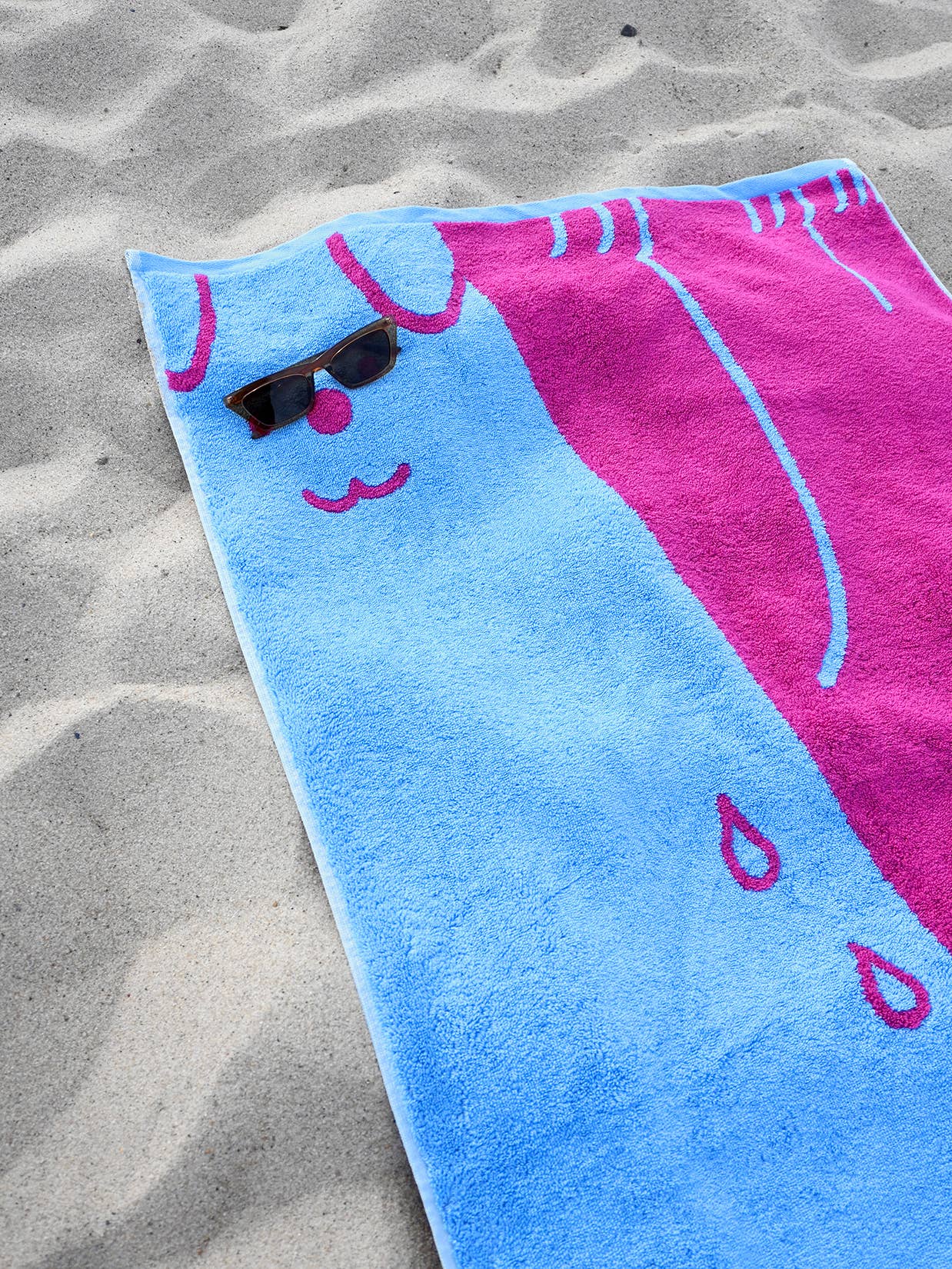 WET DOGS bath towel