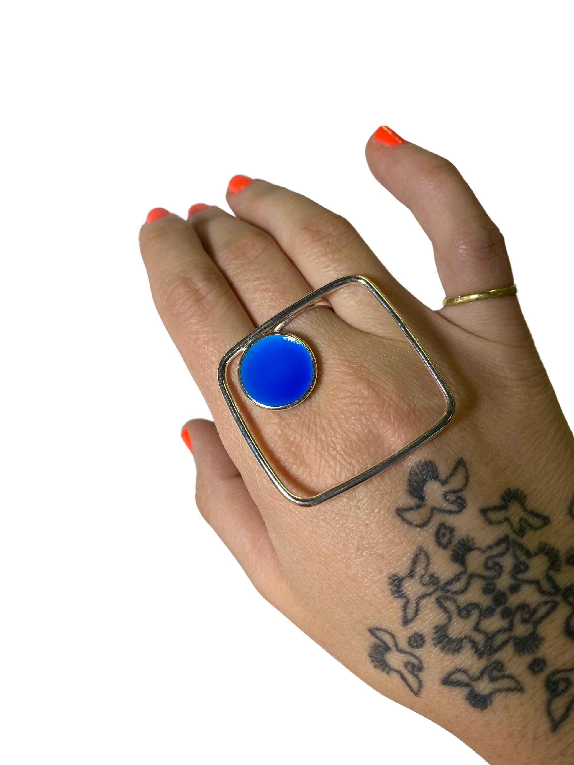 Big Open Square Ring