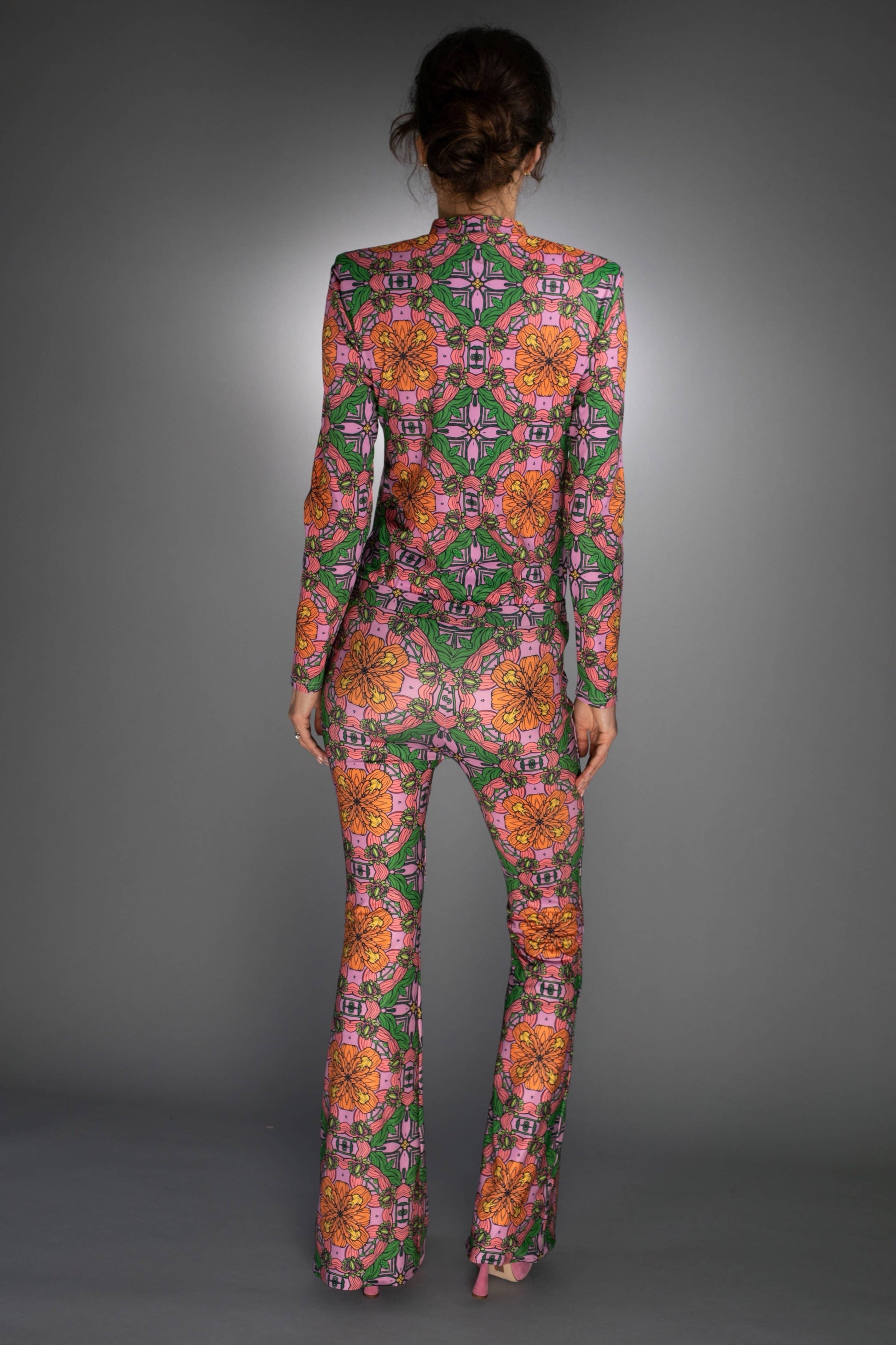 Long Sleeves Stretchable Mock Neck