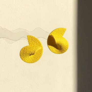 Curve Earrings
