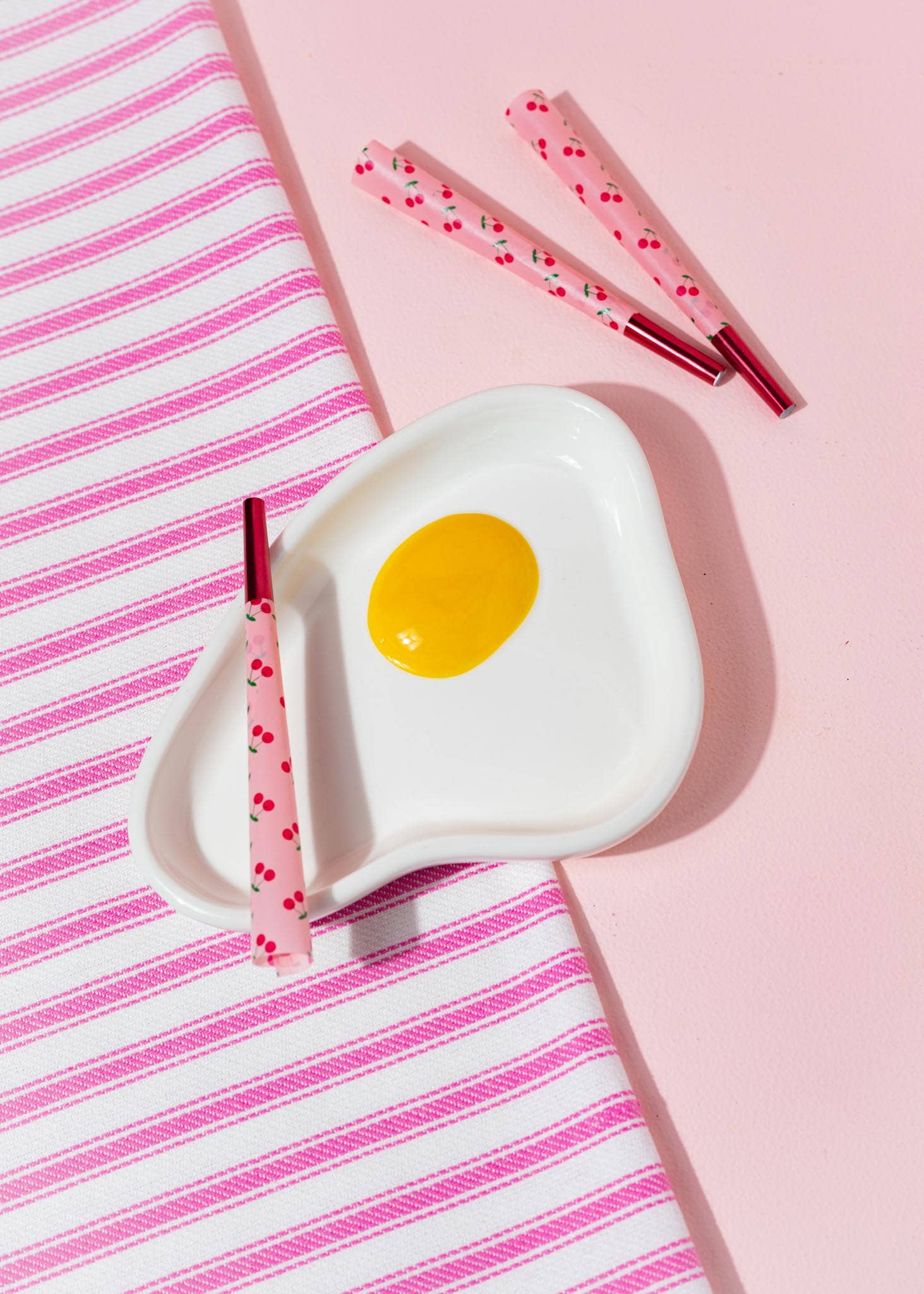 Egg Ashtray