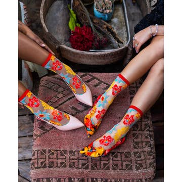 Flower Power Sheer Crew Sock